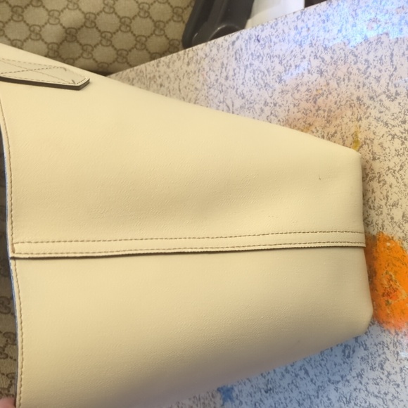 GUCCI REVERSABLE TOTE GG SMALL - Picture 15 of 16